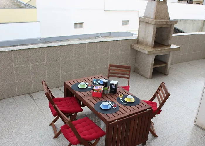 Latino Coelho * Повуа-ди-Варзин