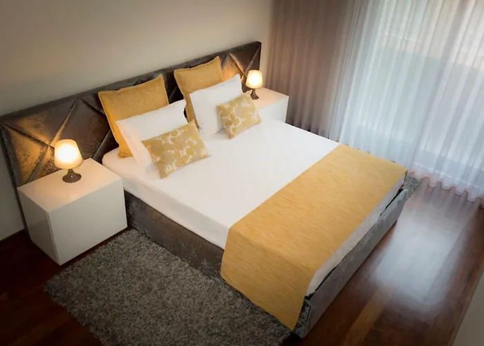 Latino Coelho Апартаменты Повуа-ди-Варзин